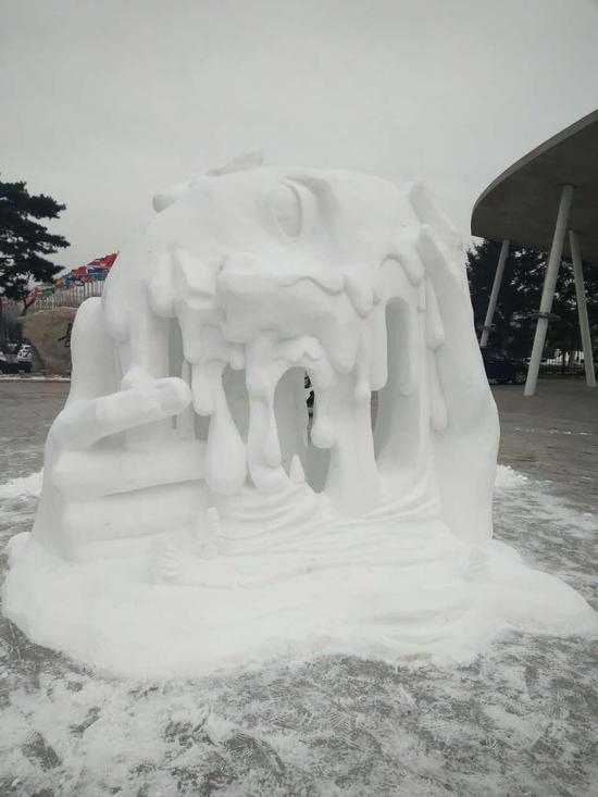 “冰雪缘•雕塑情”主题