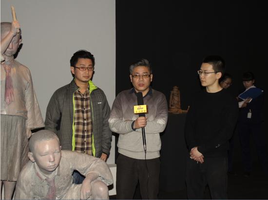 左起:牟柏岩老师(中)、李展老师(左)、王明泽(右)