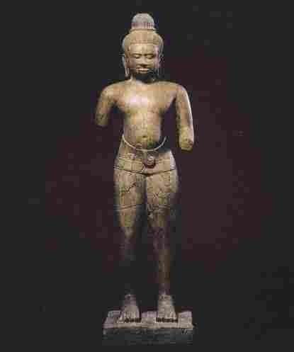 一件约11世纪来自柬埔寨的湿婆像,由Nancy Wiener在2008年购入,调查员相信该件物品也是被掠夺来的。