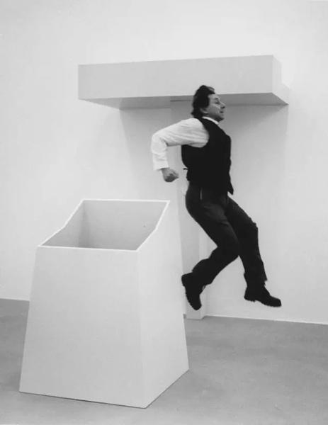 《艺术家与皮尔·罗莎(The Artist with Piel Rosa)》,戴维·拉梅拉什,黑白摄影,年代不详。
