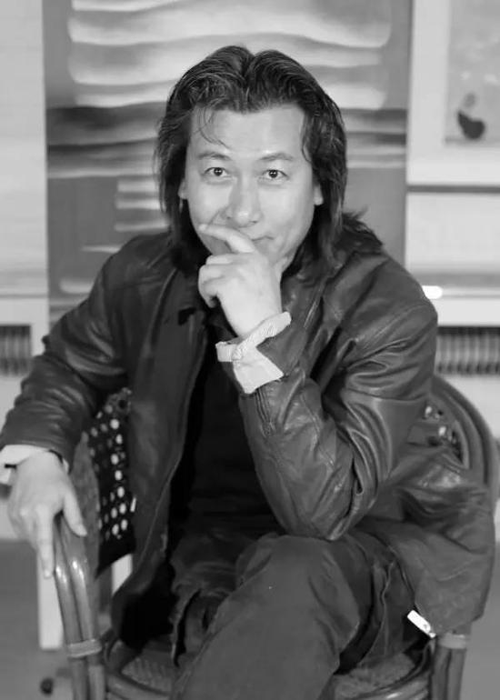 中国当代艺术家田旭桐