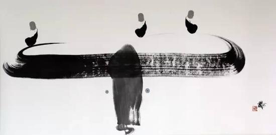 《牛》(纸本水墨,68×135cm, 2015 年)
