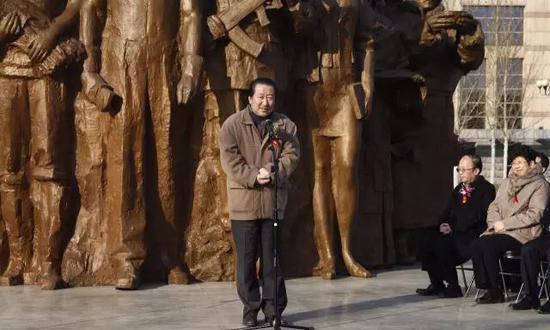 中国国家画院院长、中国美协副主席杨晓阳同志