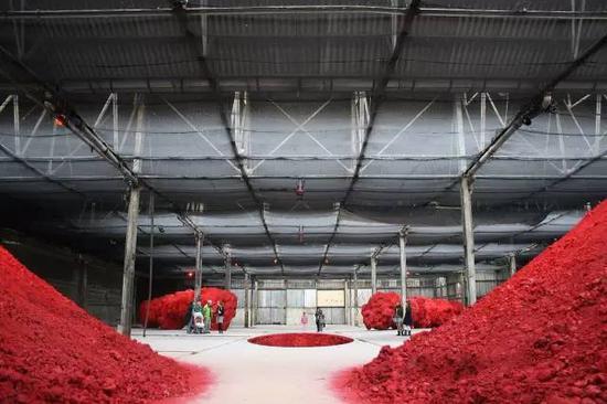 安尼施·卡普尔 Anish Kapoor - Dismemberment of Jeanne D‘Arc