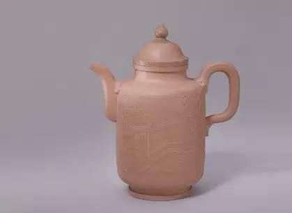 宜兴窑紫砂御题诗烹茶图壶,清乾隆,高15.4cm,口径5cm,足径5.8cm。