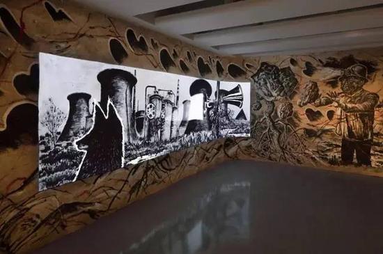 孙逊 —《通向大地的又一道闪电》,2016