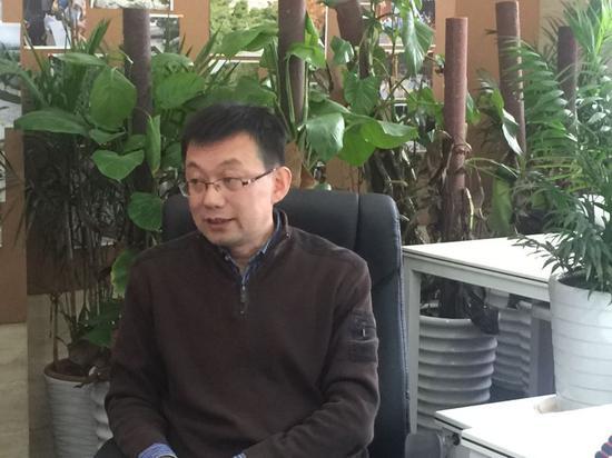 王向荣教授近照