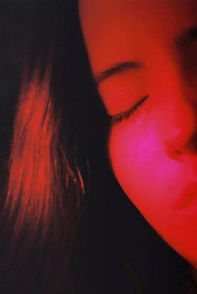 24小时的疯子,佩德拉·柯林斯(24hr Psycho, Petra Collins)