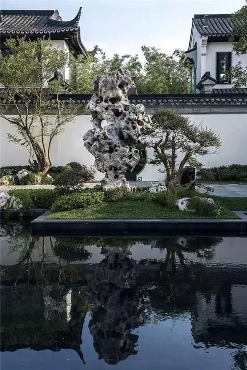 紫砂壶“桃花源”意象起源:融创·苏州桃花源内“太湖石”