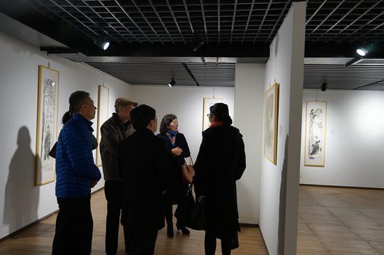 现场观展