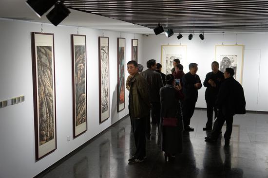 现场观展