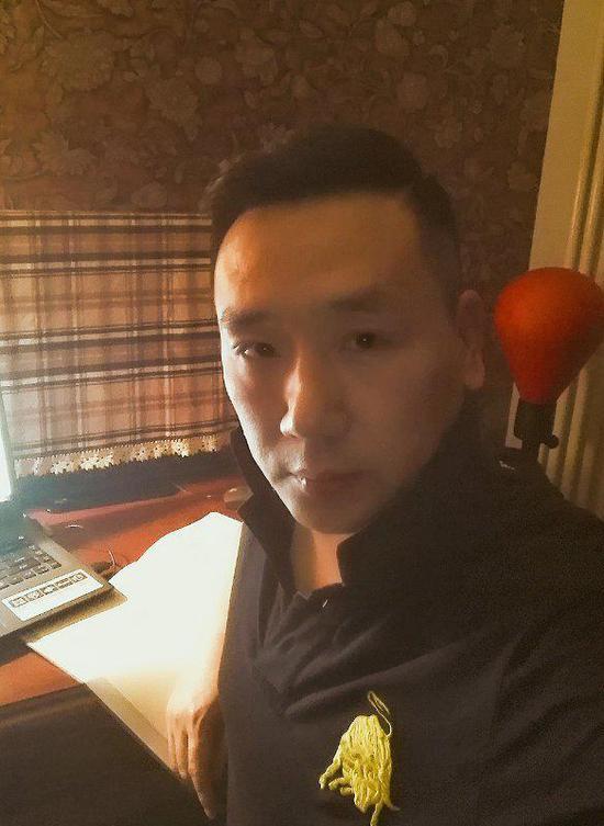 吴言,西安福天宝环保科技有限公司,陕西普利投资有限公司,西安海融投资担保有限公司,西安表面精饰工程园有限公司,普锐德新材料研发(苏州)有限公司,维特纳国际贸易(北京)有限公司创始人,获得国家发改委的创新资金。立项开发绿季品牌蛋糕甜品项目,并于2017年投入市场