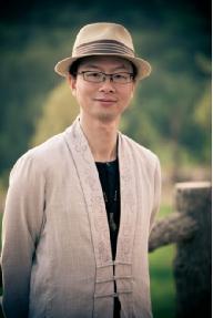 壶身铭文创意师:黄胤然