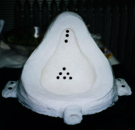 Sophie Matisse,《Urinal Cake》,1998年。图片:致谢Francis M。 Naumann Fine Art,LLC