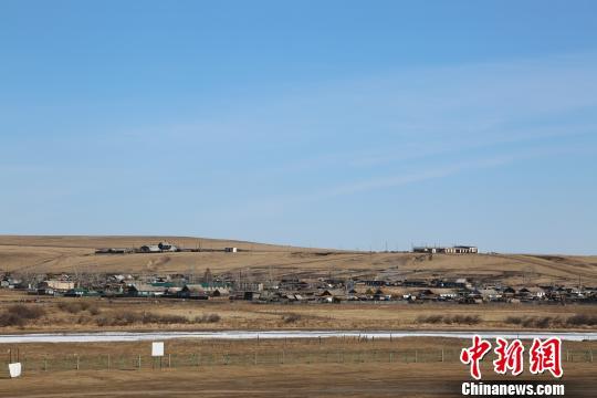 与额尔古纳隔河相望的俄罗斯小镇——奥洛契 韩金龙 摄