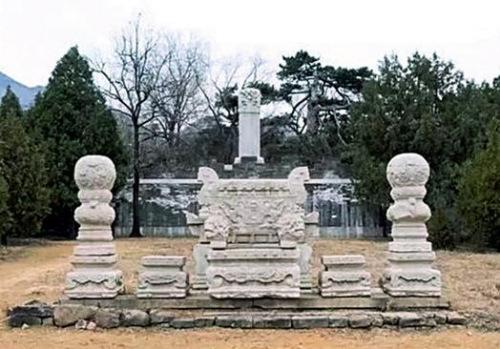 石五供变成了“石三供”。