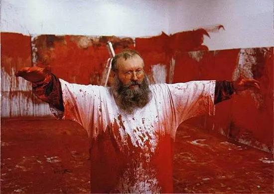 奥地利行为艺术家赫尔曼·尼特西(Hermann Nitsch)