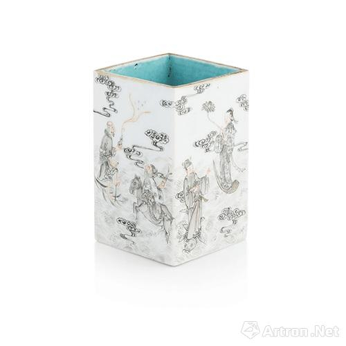 22 Lot98 GRISAILLE DECORATED 'EIGHT IMMORTALS' BRUSHPOT, BI TONG