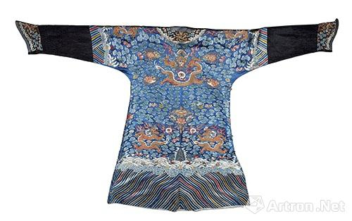 24 Lot264 FINE EMBROIDERED SILK DRAGON ROBE, CHI FU