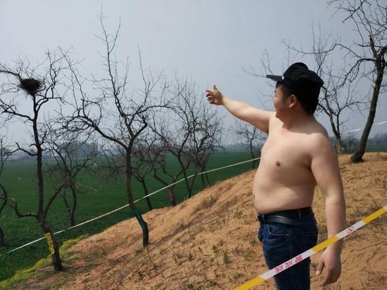 潘腾《警戒线》