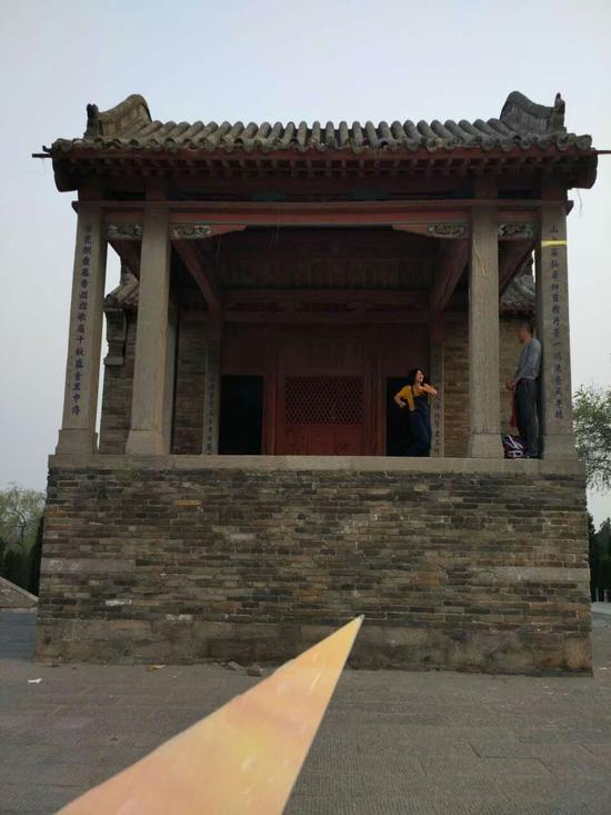 詹灵娟《一个人的舞台》