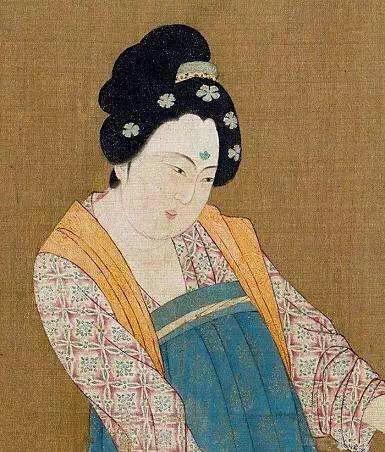 唐 张萱 《捣练图》中女子的花钿