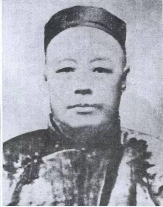 范当世像