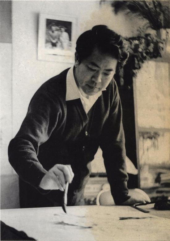 范曾在作画
