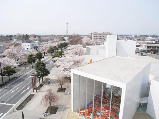 十和田市现代美术馆