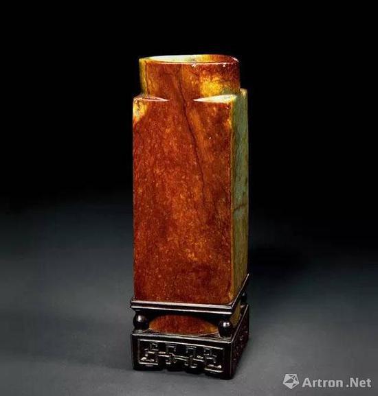 玉琮 H26.5cm;8.2×8.2cm