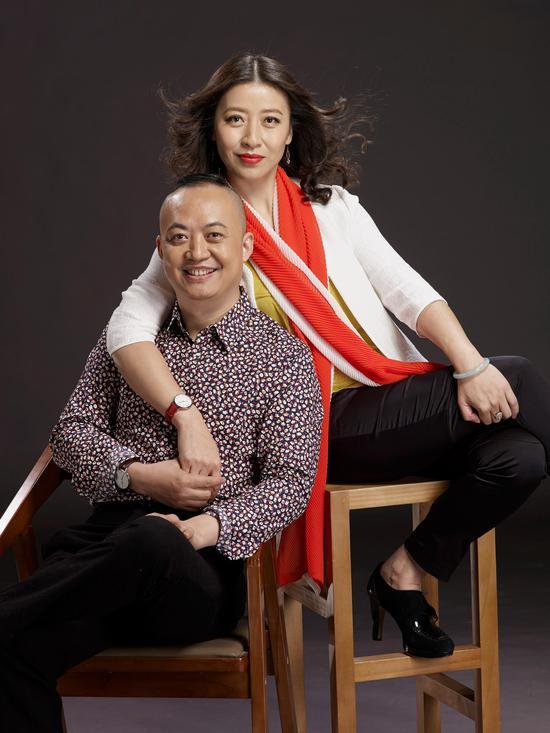 艺术厦门博览会负责人罗文轩、滕丽夫妇