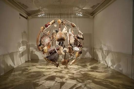 威尼斯双年展官方平行展“阿塞拜疆国家馆”中的作品图片:展览官方网站