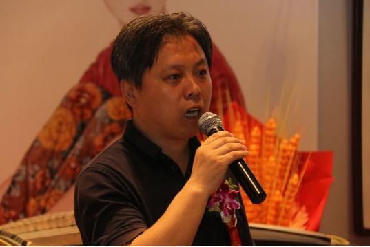 天津美术学院中国画学院副院长杨健君致辞