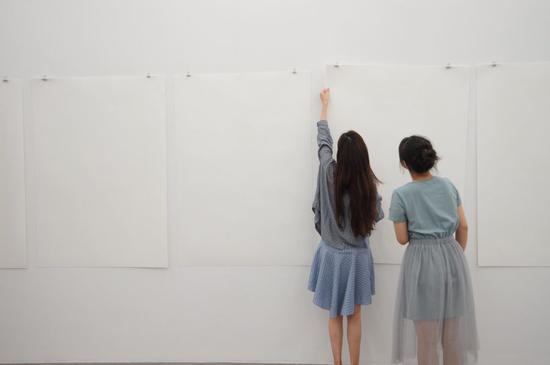 蓝裙女孩“达郎