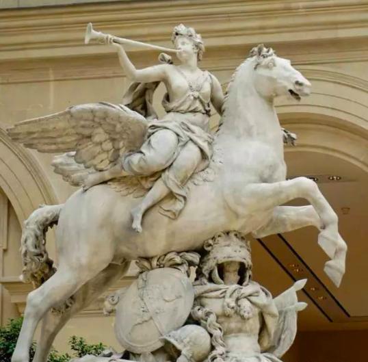 《骑着珀伽索斯的路易十四的命运》(Fame of Louis XIV riding Pegasus),作者Antoine Coysevox 。