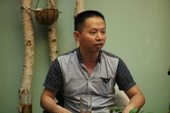青年批评家 杜洪毅