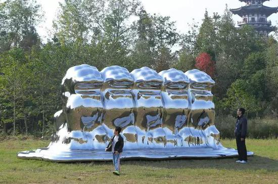 王志刚 盛世 不锈钢 750x350x250cm 2016