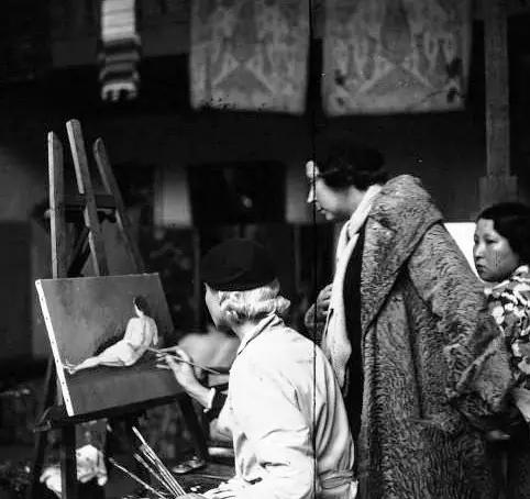 罗兰珊与学生们,1932
