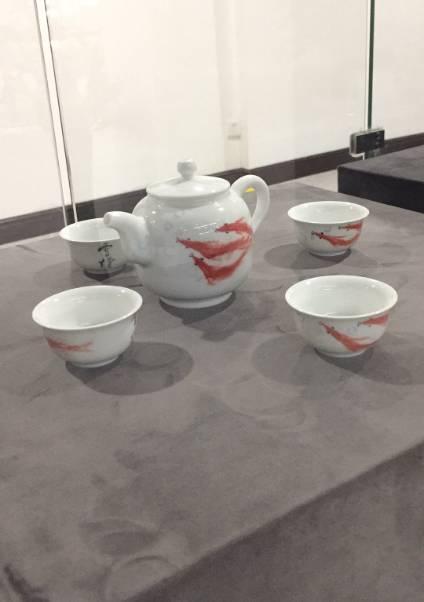 吴雪炉 《年年有余茶具》一套 无底价