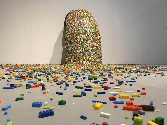杨腾,《蚀年,树》,2017年