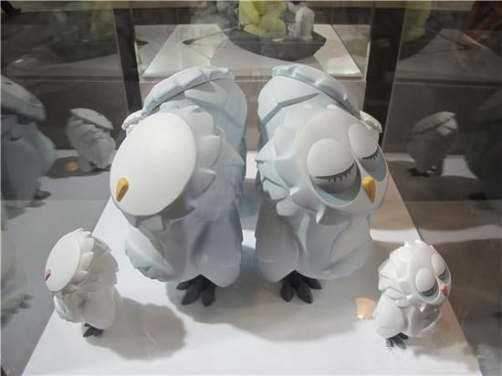 德国艺术家Mark Landwehr和Sven Waschk在“北京国际潮流玩具展”中的雕塑作品