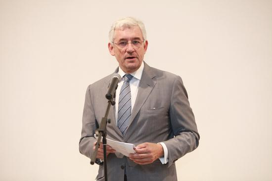 “德国8”总策展人、德国波恩艺术与文化基金会主席瓦尔特·斯迈林(Walter Smerling)教授