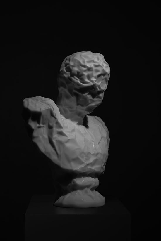 《赫尔美斯》汉白玉,高:80cm,2017年