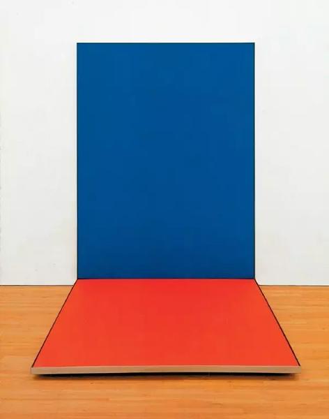 《蓝红》,1966年,205.7*152.4*205.7cm,2节连接面板,布面丙烯酸