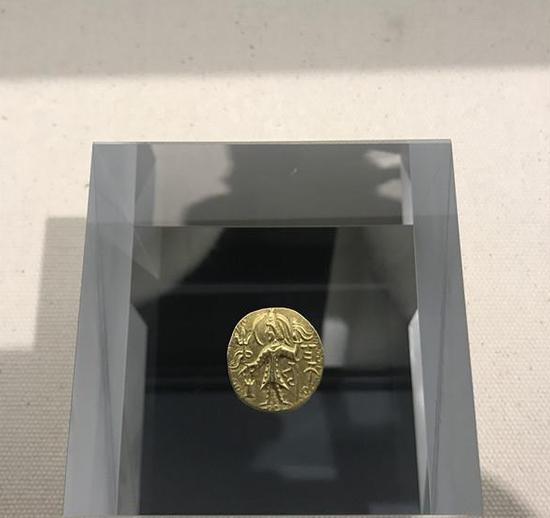 夏迦一世金币 公元300-330年