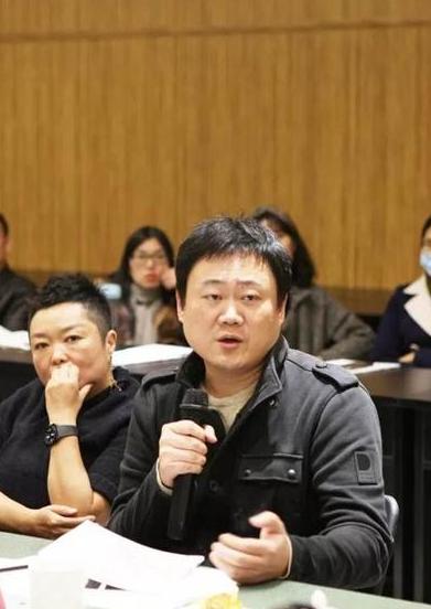 西安美术学院讲师、在读博士茹雷发言