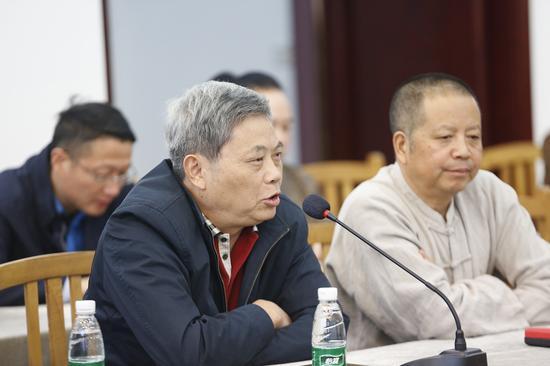 中国工艺美术大师曹亚麟发言