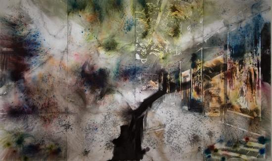 《万国大厅…》,2017年。火药、帆布,360x600cm 赵小意摄,蔡工作室提供
