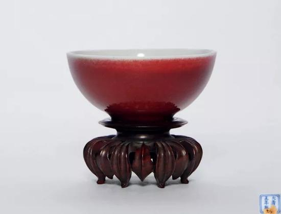 ★1232 清雍正  红釉小杯