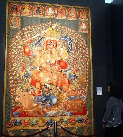 上海著名艺术品收藏家刘益谦出价4500万美元,拍得明永乐御制红阎摩敌刺绣唐卡。